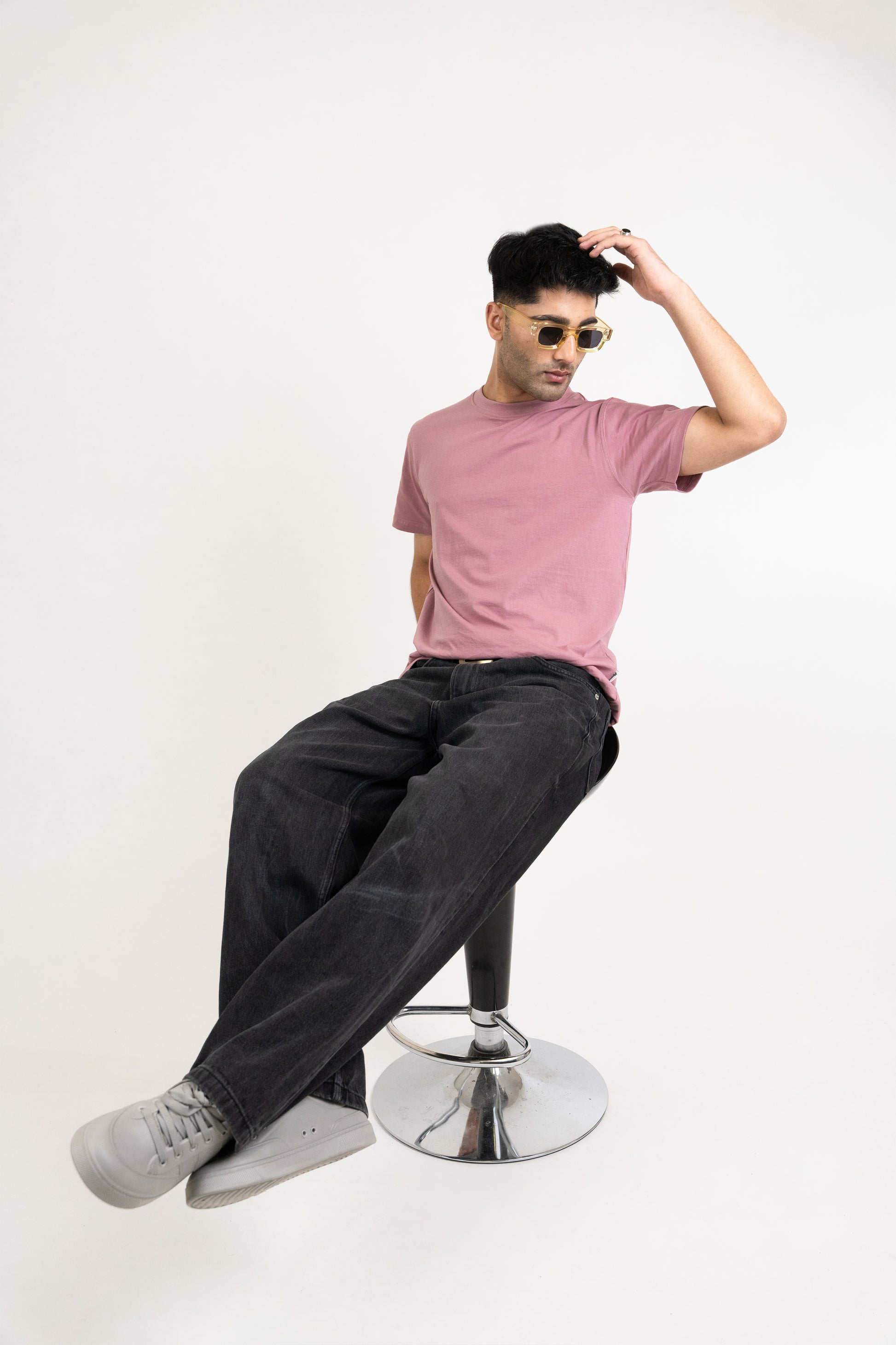 Mens Dusty Rose Classic Crew Neck - Hippikart