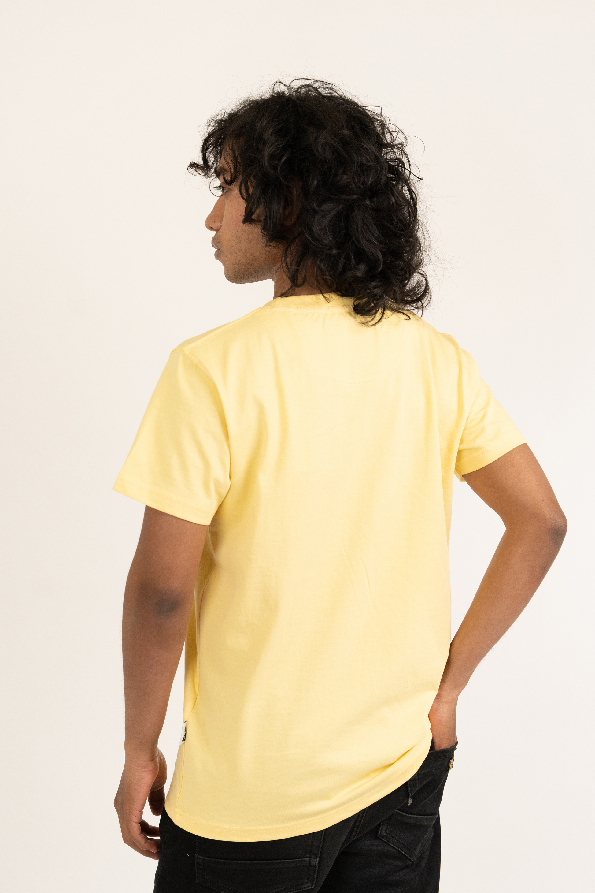 Mens Light Yellow Classic Crew Neck - Hippikart